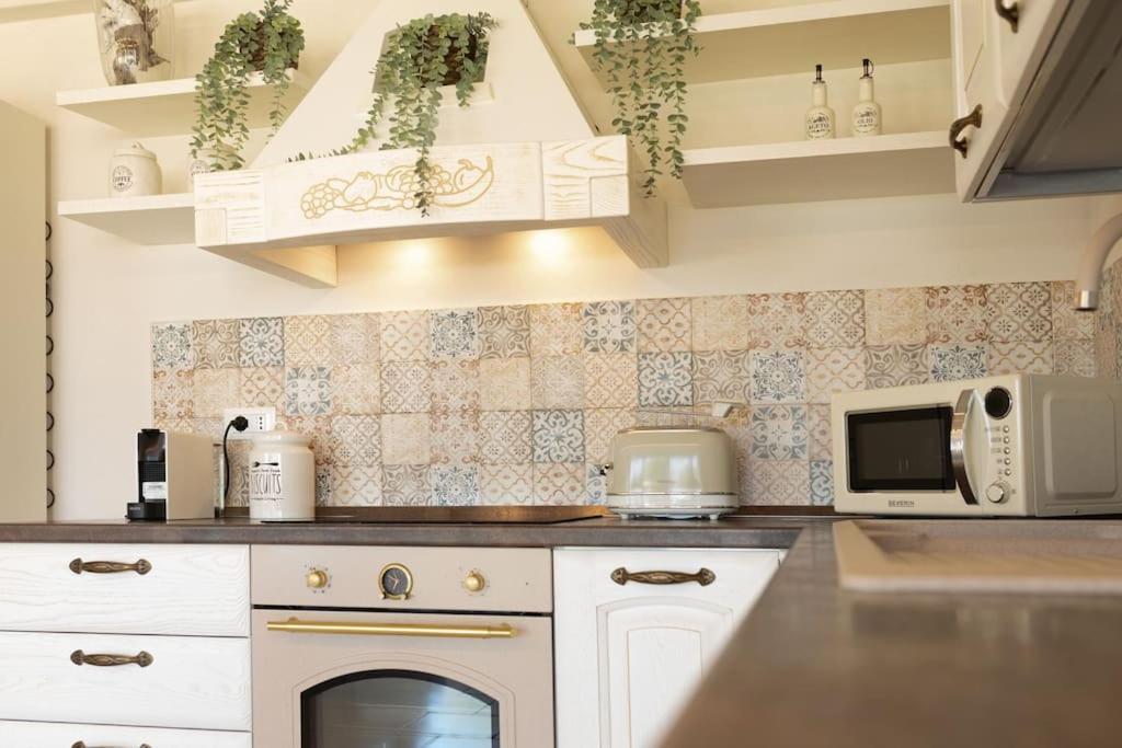 Tenuta Traghetto Ostuni Ngoại thất bức ảnh